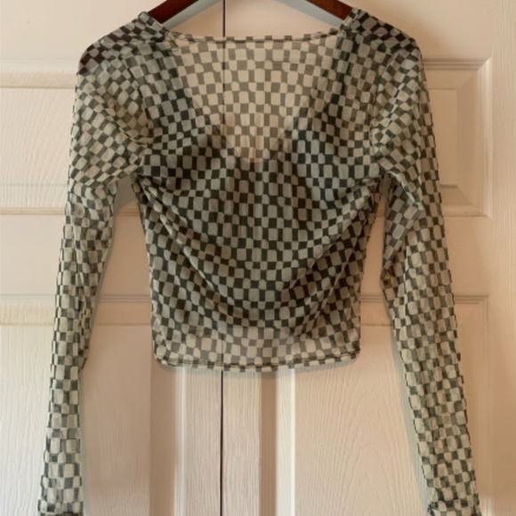 NWT Abercrombie and Fitch Checkered Top Size Small - Picture 4 of 9